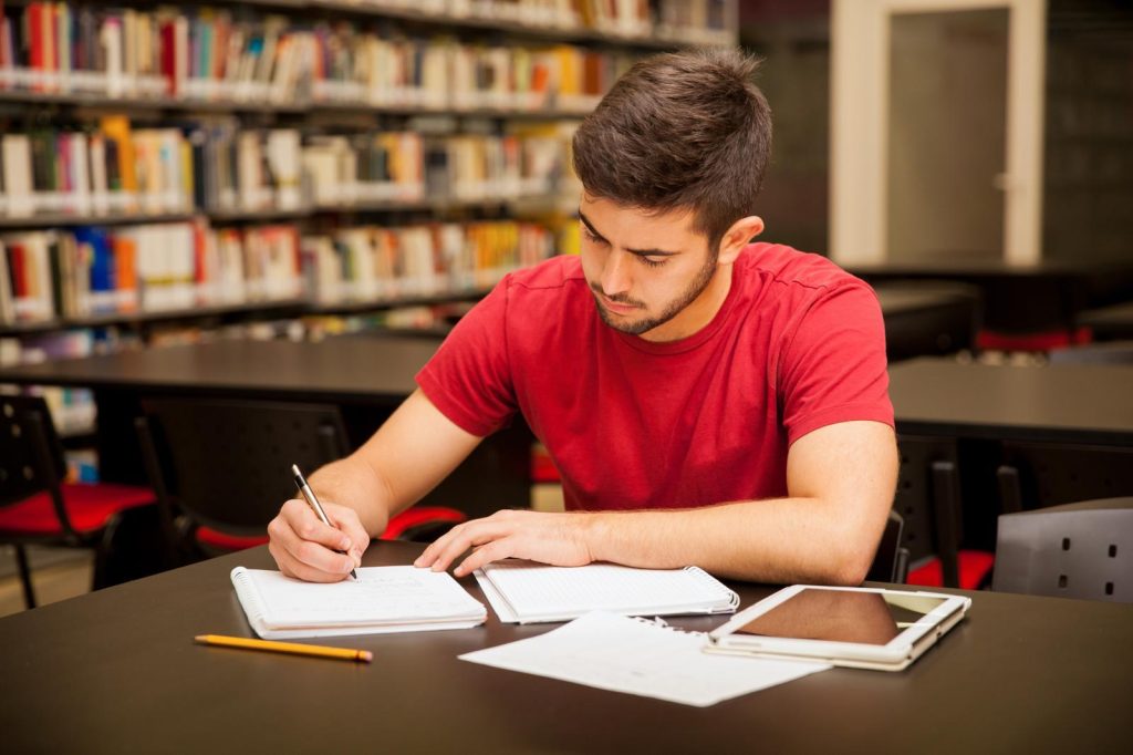 Scuole serali a Acerra